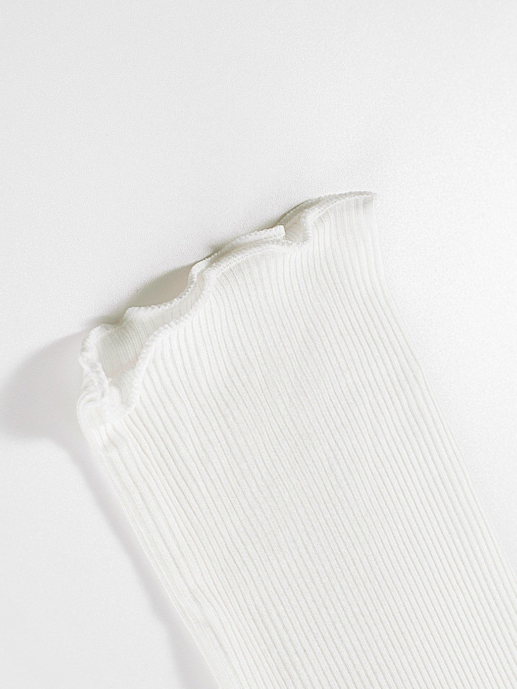 Ribbed Mock Neck Graphic T-Shirt for Girls – Casual & Trendy