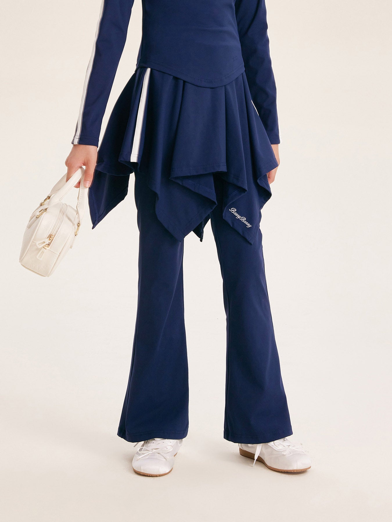 Stylish Hooded Athletic Set for Girls – Flared Skirt & Pants Set