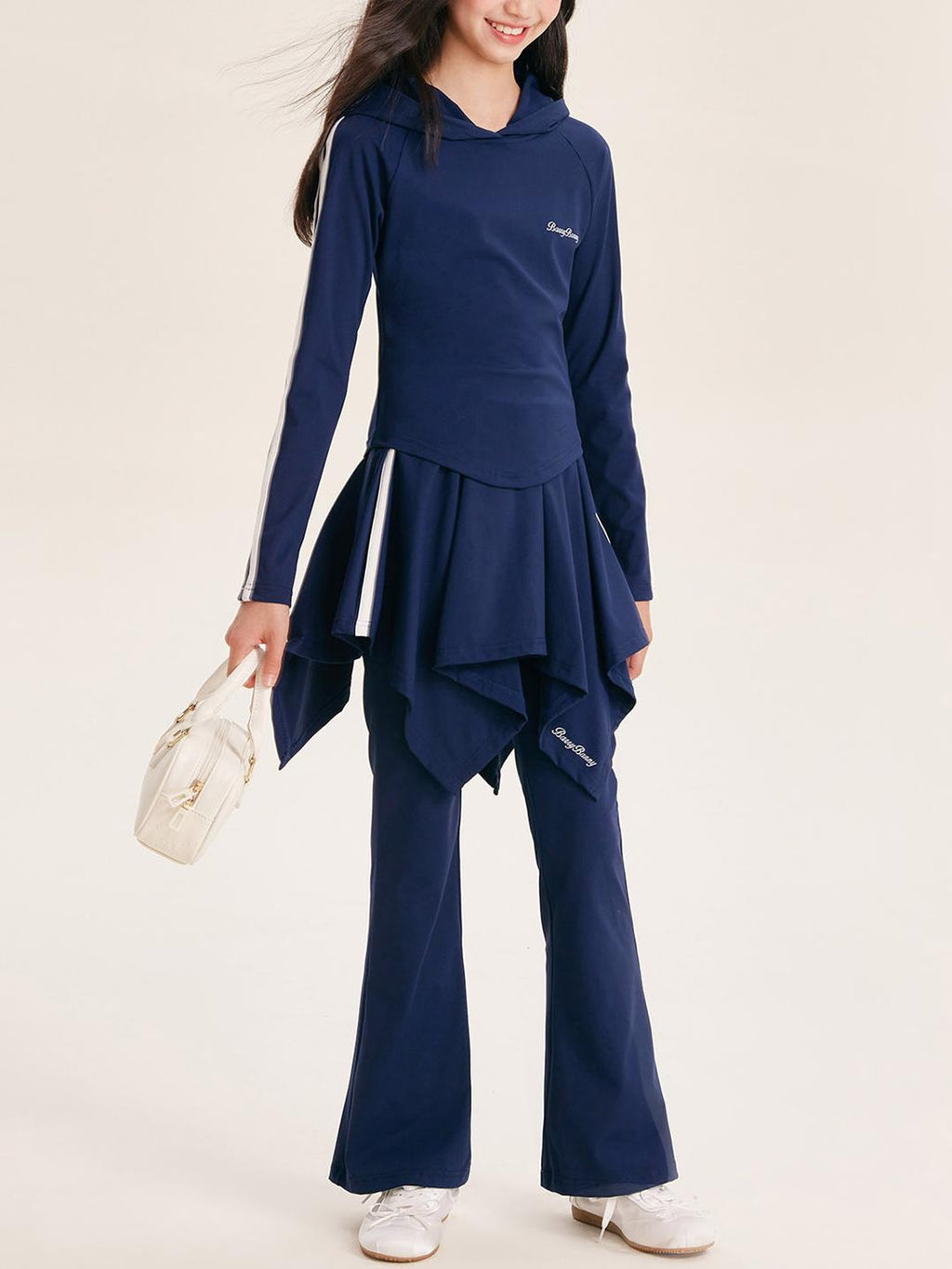 Stylish Hooded Athletic Set for Girls – Flared Skirt & Pants Set