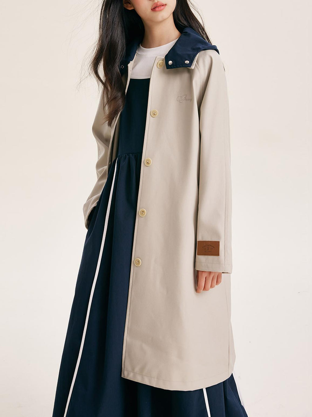 Stylish Mid-Length Trench Coat for Girls – Classic Apricot with Navy Collar