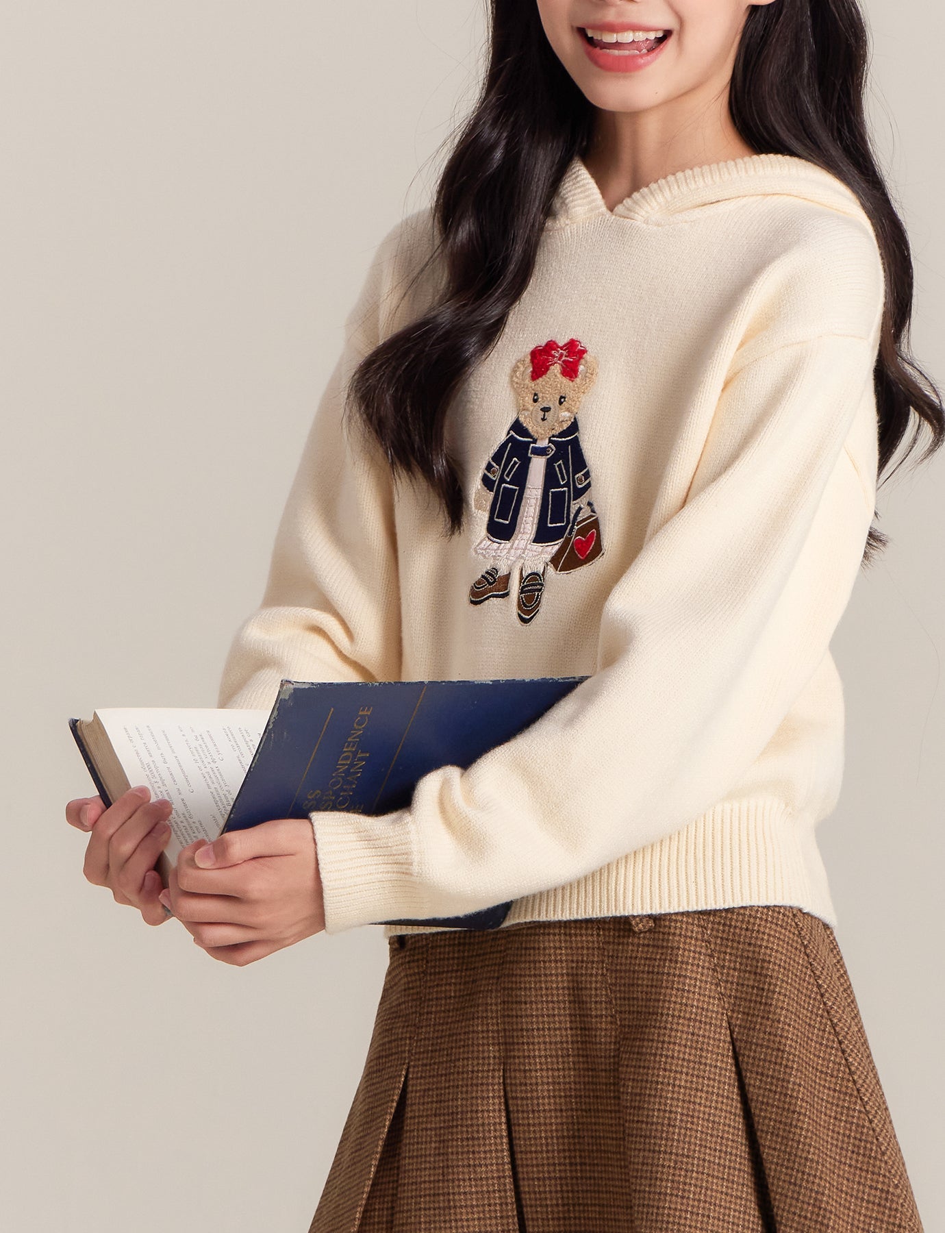 Kids Classic Pullover Hoodie with Bear Embroidery Sweater